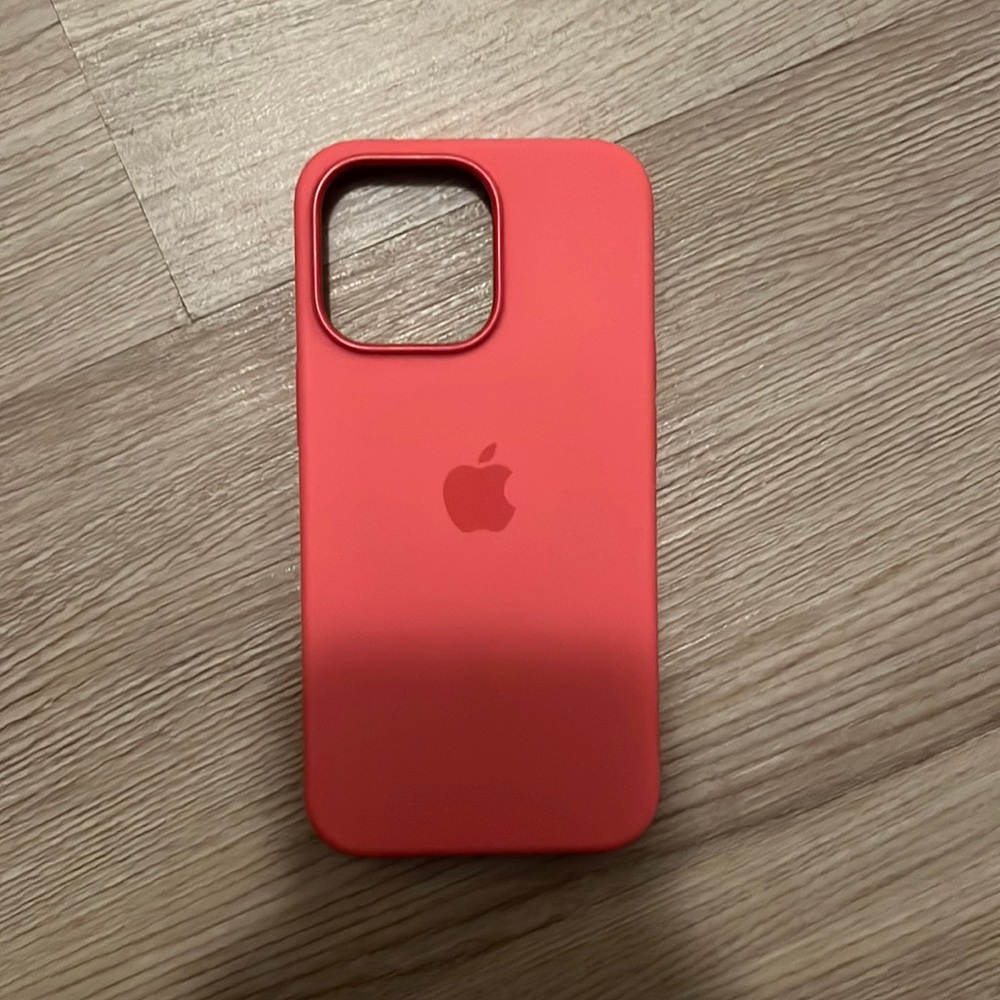 Apple Magsafe iphone 13 pro silicone case
